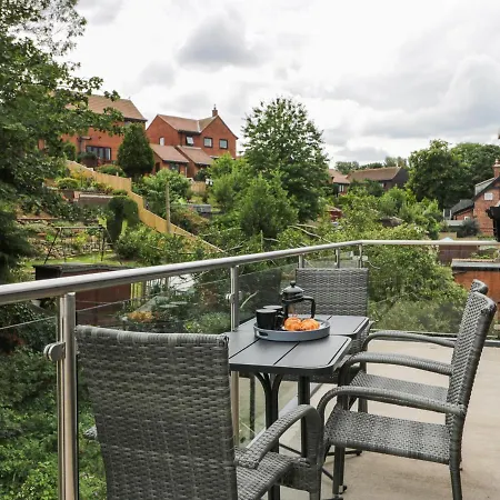 The Office Gardens, 3 Appartement *